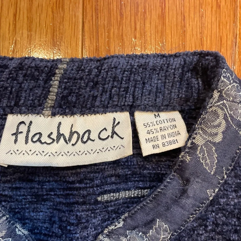 VTG Flashback Women's Navy Blue‎ Jacket with Embroidered Accents Floral Border M